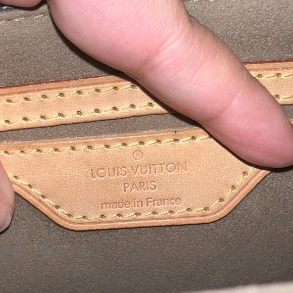 Louis Vuitton Takashi Marilyn Hand Bag - Picture 16 of 17